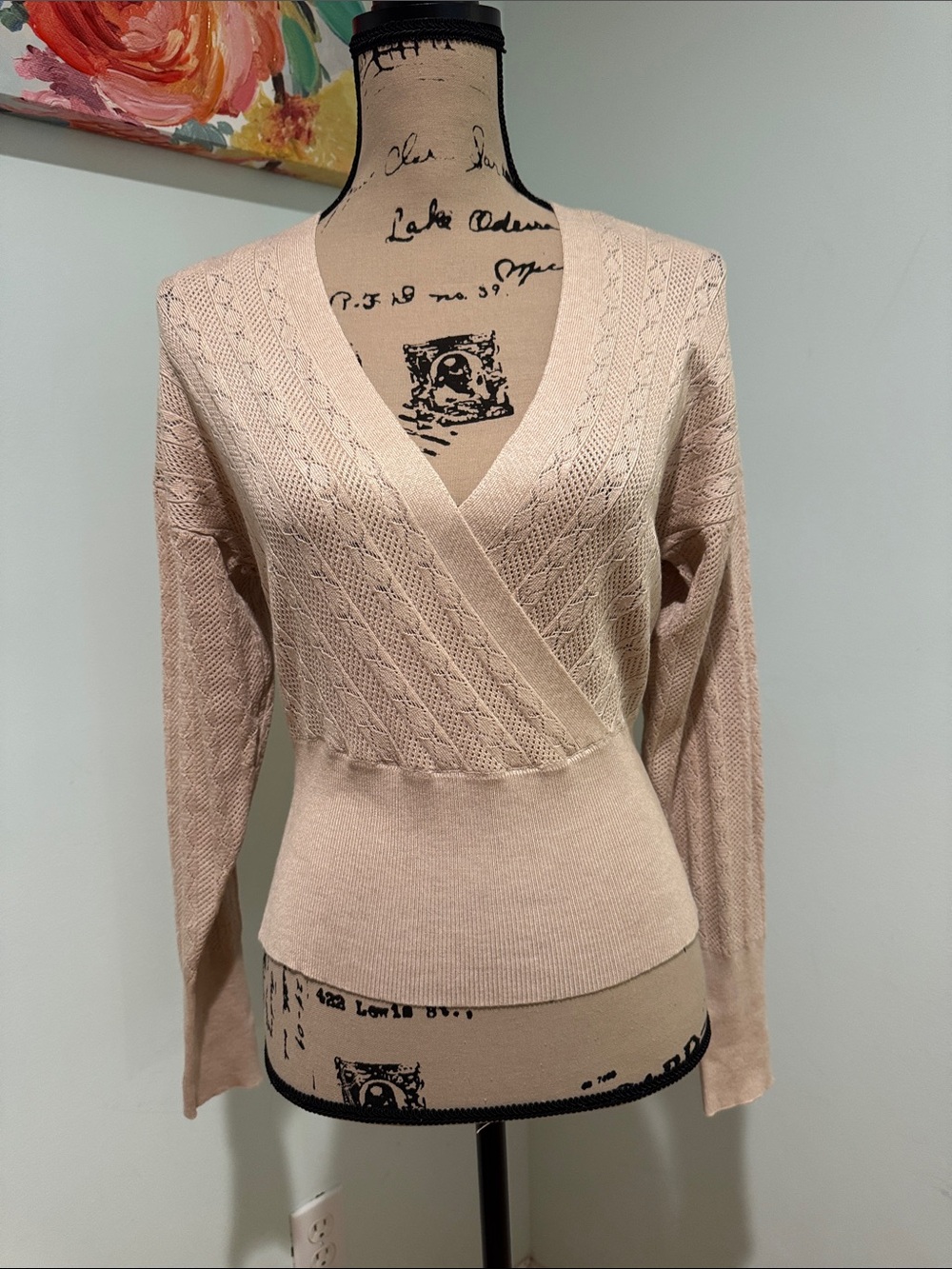 Pink Rose size small Women's Beige Wrap V-Neck Sweater
